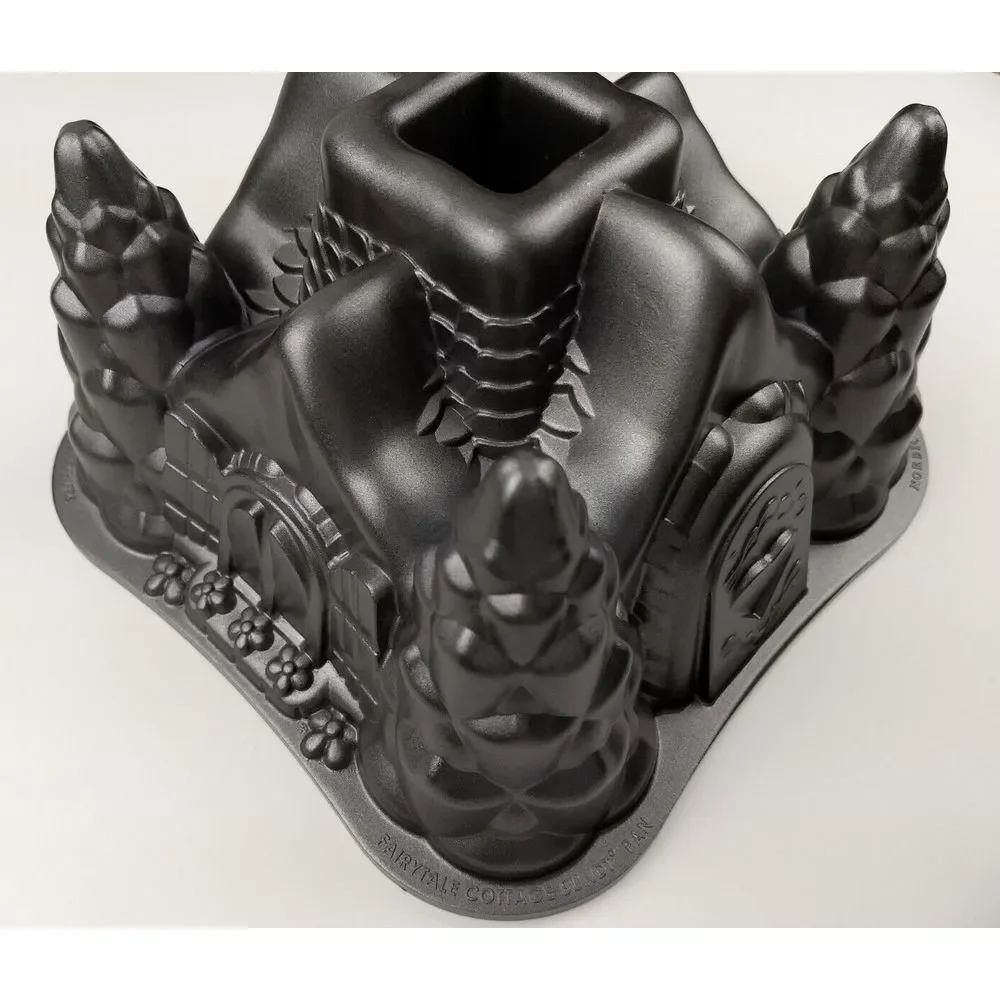 Nordic Ware FAIRYTALE COTTAGE Bundt Cake Mold‎ Baking Pan 10 Cups 2.6 Liters USA